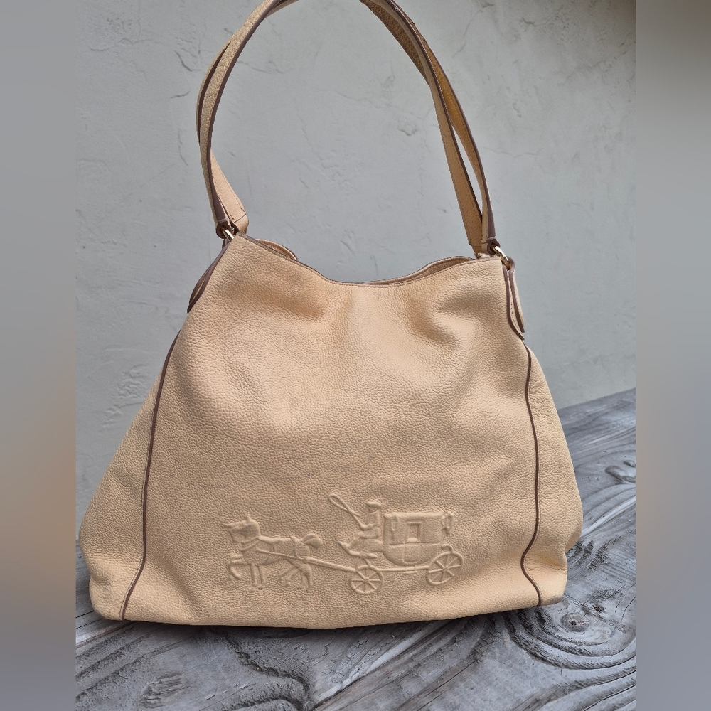 COACH EDIE PEBBLED LEATHER STAGECOACH EMBOSSED SHOULDER BAG - Picture 3 of 16